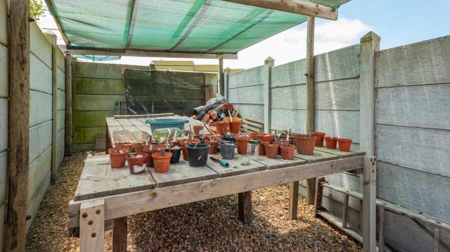 3 Bedroom Property for Sale in Struisbaai Western Cape